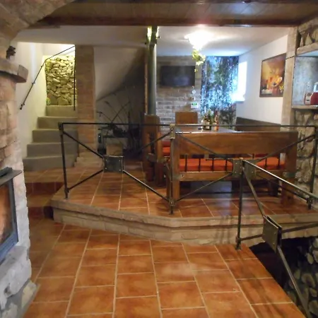 V Zajecskej Vezi Zaječí